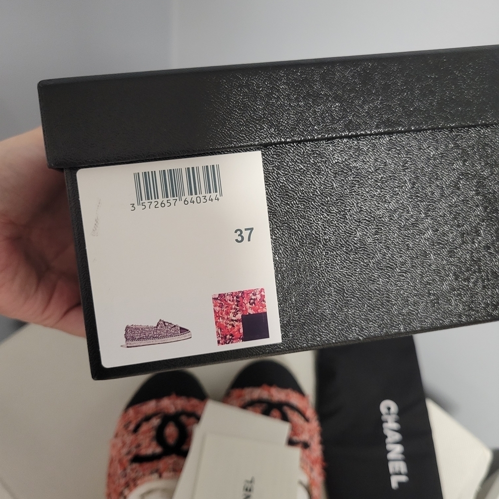 CHANEL Espadrilles - Coral Tweed and Black - Picture 7 of 7